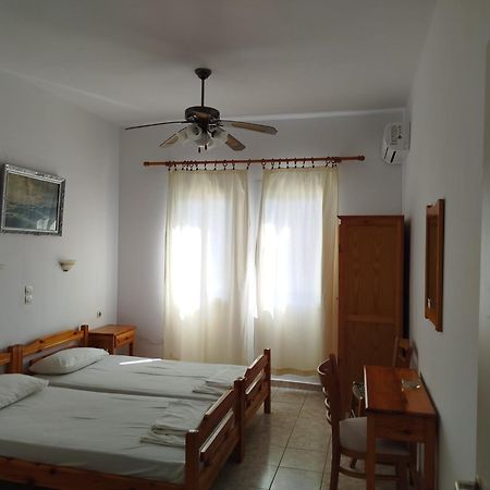 Karagiozos Studios & Apartments Skopelos Town Exterior photo
